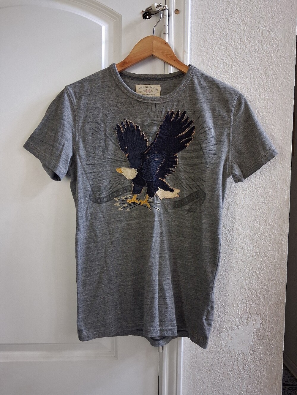 Junior Men's 2014 American Eagle Outfitters Calssic Fit Shirt